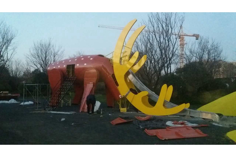 戶外游樂場非標定制設備五