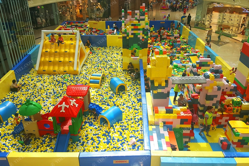 兒童積木樂園空間游樂場設備